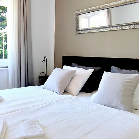 Antinous Apartmán Split